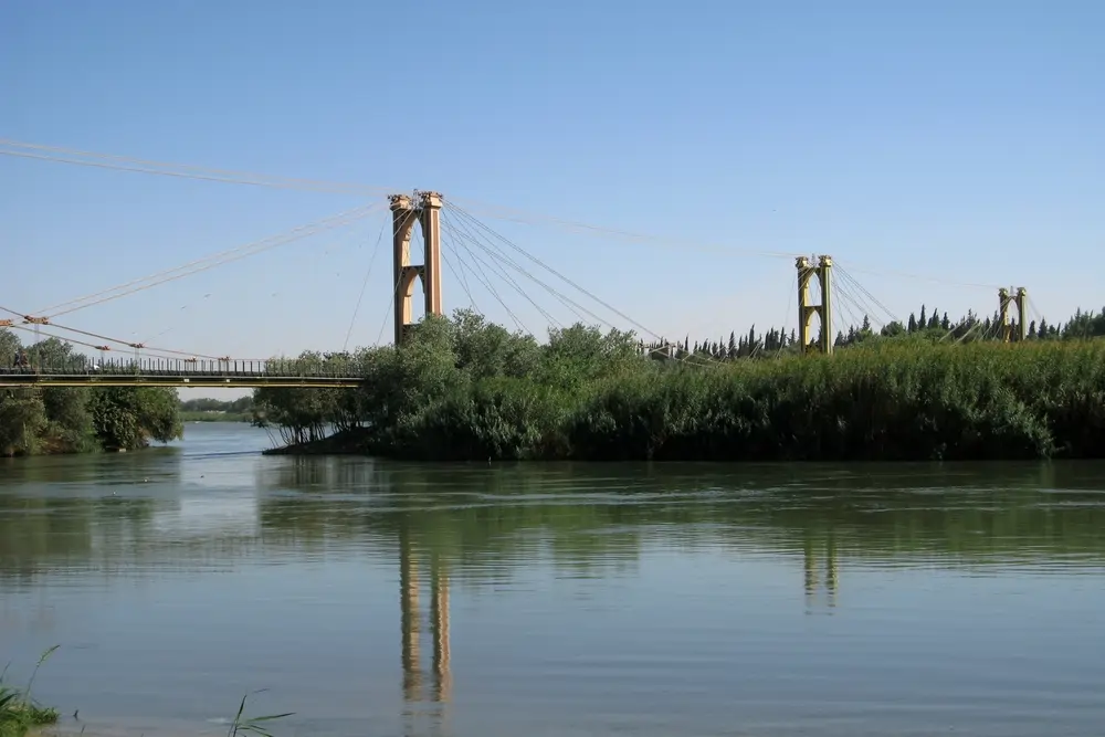 Die historische Hängebrücke