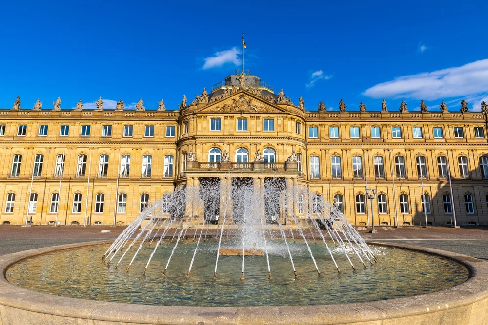Schlossplatz & Neues Schloss